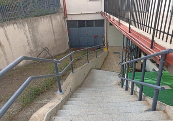 ATTIVITÀ RICETTIVE / SCOPO COMMERCIALE VIA DEGLI OLEANDRI - SIDERNO — foto 3