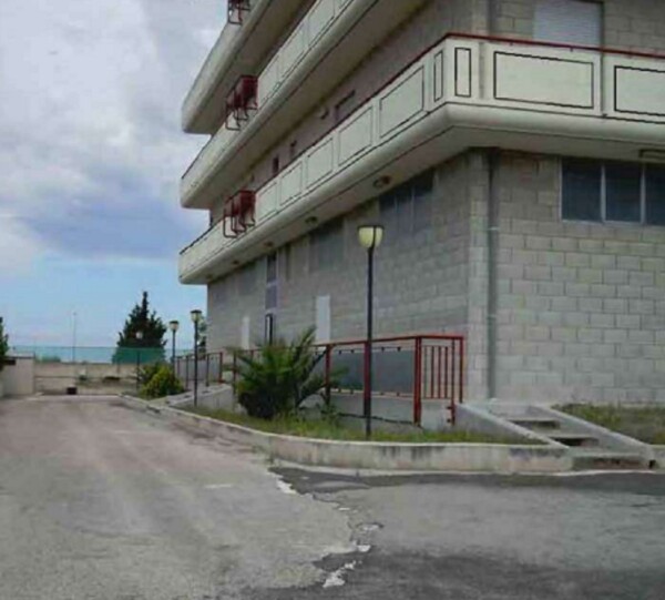 COMPLESSO IMM.VIA PASTEUR 18,GRAVINA IN PUGLIA(BA) — foto 3