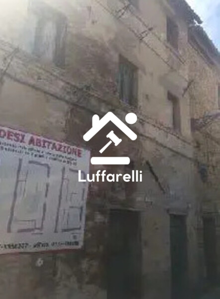 ABITAZIONE VIA VERDI - MONTECASSIANO  (MC) — foto 4