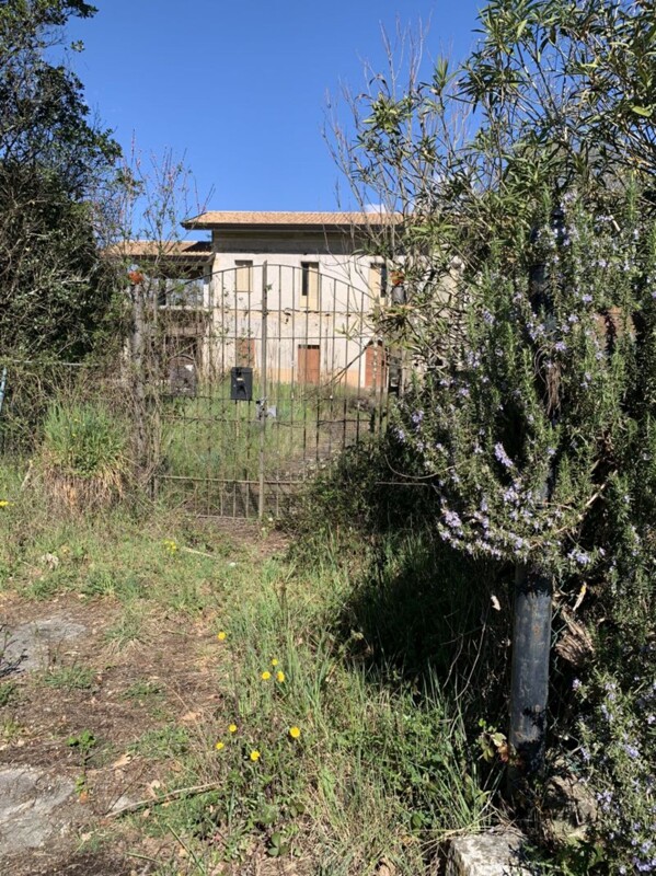 Immagine di RUSTICO E TERRENO VIA CAMPOSTEFANO ARCE FR