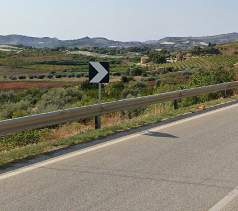 Immagine di TERRENO/DEPOSITI C.DA LA GRAZIA, NARO (AG)