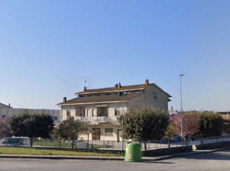 Immagine di CAPANNONE VIA TIBERINA – TODI (PG)