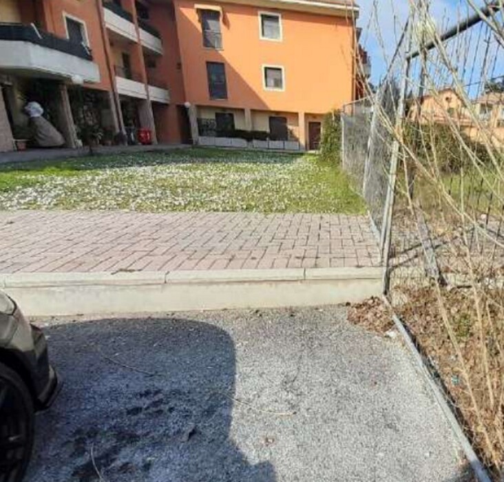 Immagine di TERRENI LOC.CUCCURANO-FANO (PU)