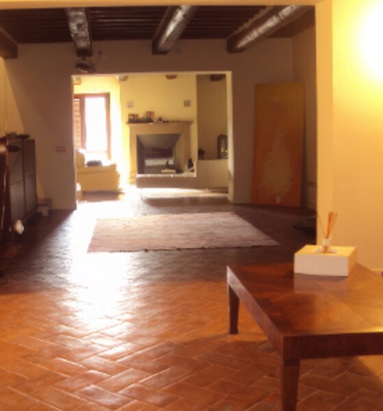STRUTTURE AGRICOLE LOCALITÀ PIETRAUTA - MONTEFALCO — foto 4