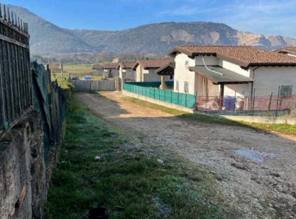 NEGOZIO O LOCALE COMMERCIALE VIA CONSOLARE LATINA - SEGNI — foto 5