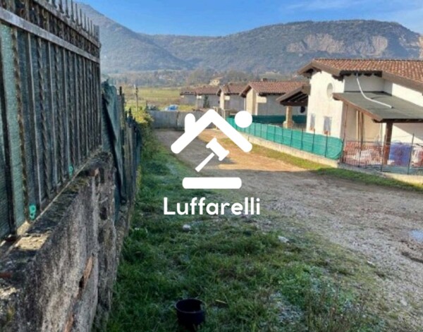 NEGOZIO O LOCALE COMMERCIALE VIA CONSOLARE LATINA - SEGNI — foto 5