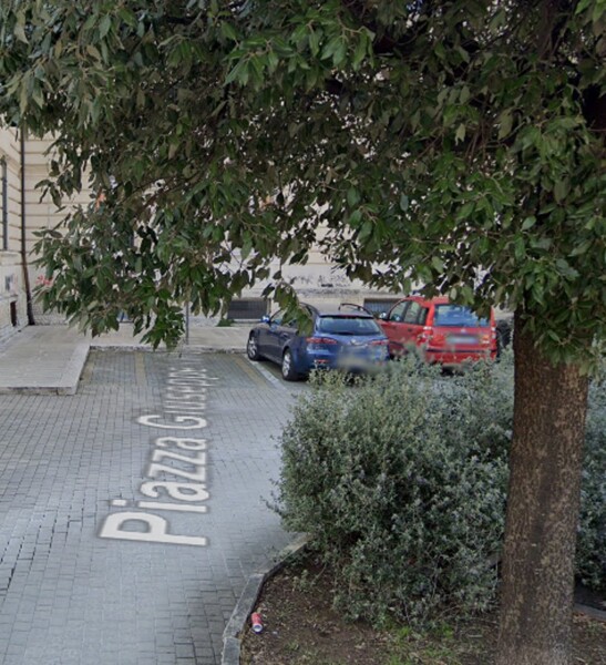 NEGOZIO O LOCALE COMMERCIALE PIAZZA GIUSEPPE DI VAGNO - ACQUAVIVA DELLE FONTI — foto 3
