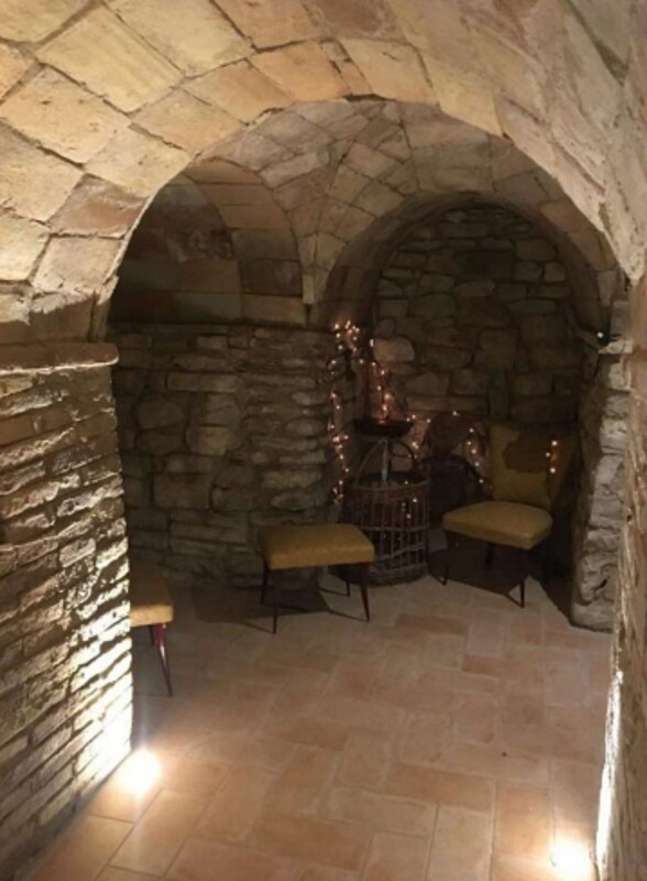 Immagine di NEGOZIO O LOCALE COMMERCIALE LOCALITA’ VALREA – PERGOLA
