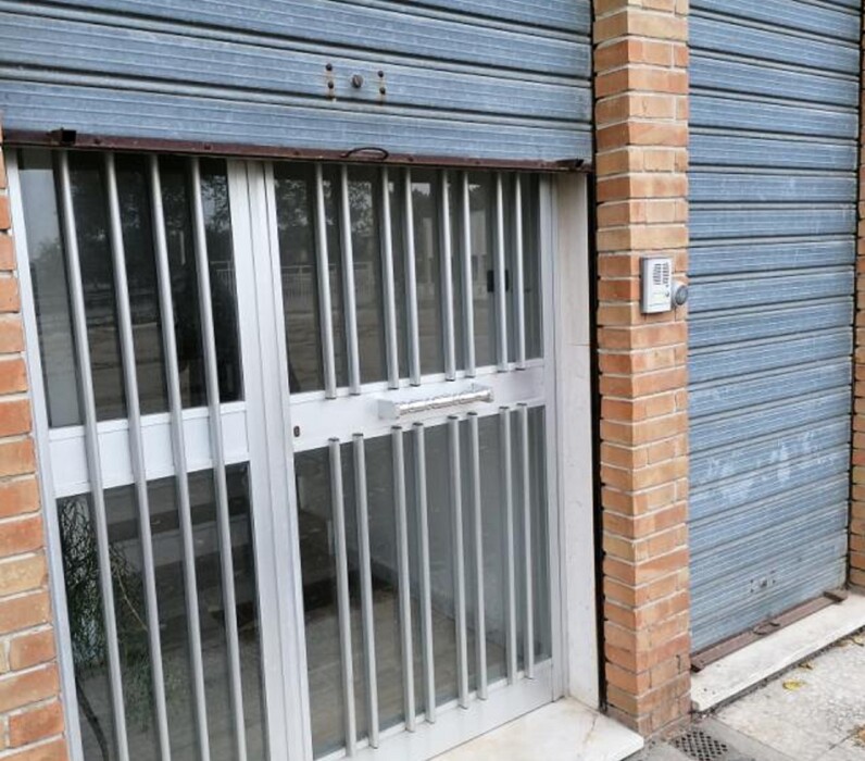 Immagine di EDIFICIO COMMERCIALE VIA FOGGIA – LUCERA(FG)