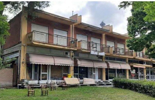 ATTIVITÀ RICETTIVE / SCOPO COMMERCIALE VIA MOLINO DEL SIGNORE - PERGOLA — foto 4