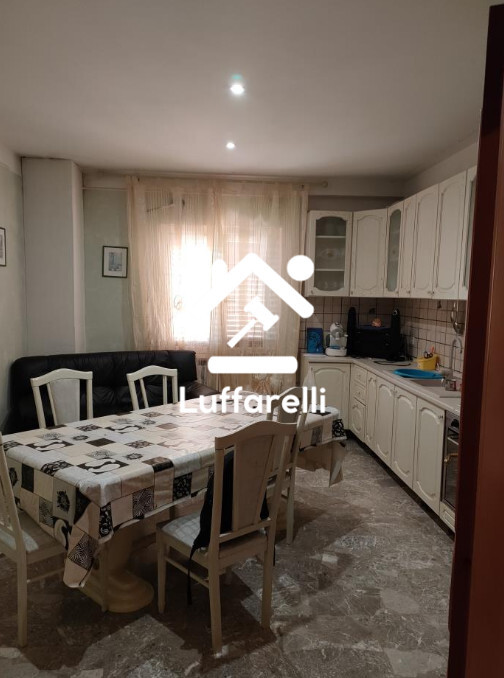 Immagine di APPARTAMENTO VIA CARSO -GIULIANOVA (TE)