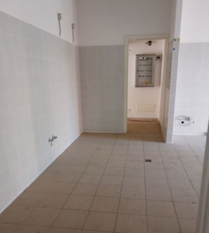 Immagine di NEGOZIO E BOX PIAZZA I MAGGIO SAN LEO