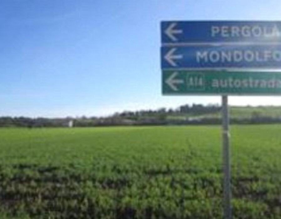 Immagine di TERRENO FRAZIONE MAROTTA – VIALE EUROPA – MONDOLFO