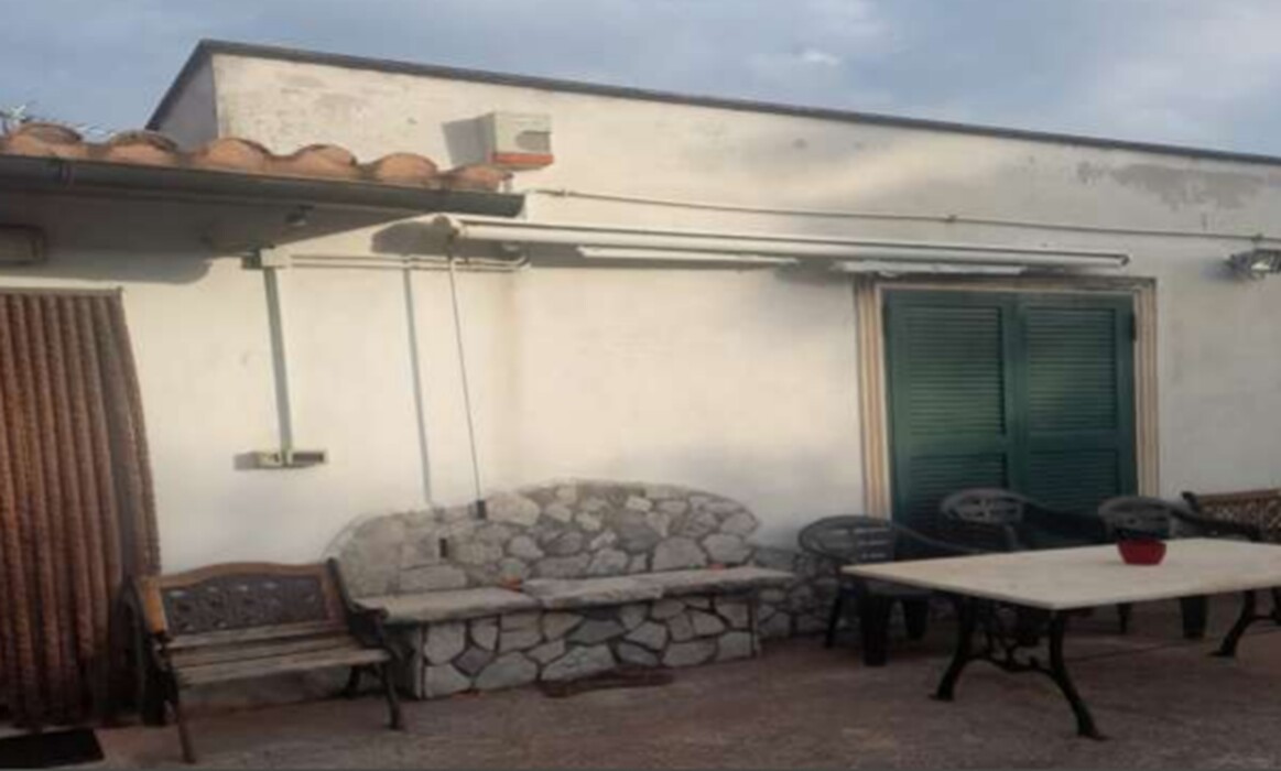 Immagine di VILLETTA VIA DEGLI SPARVIERI – APRILIA (LT)