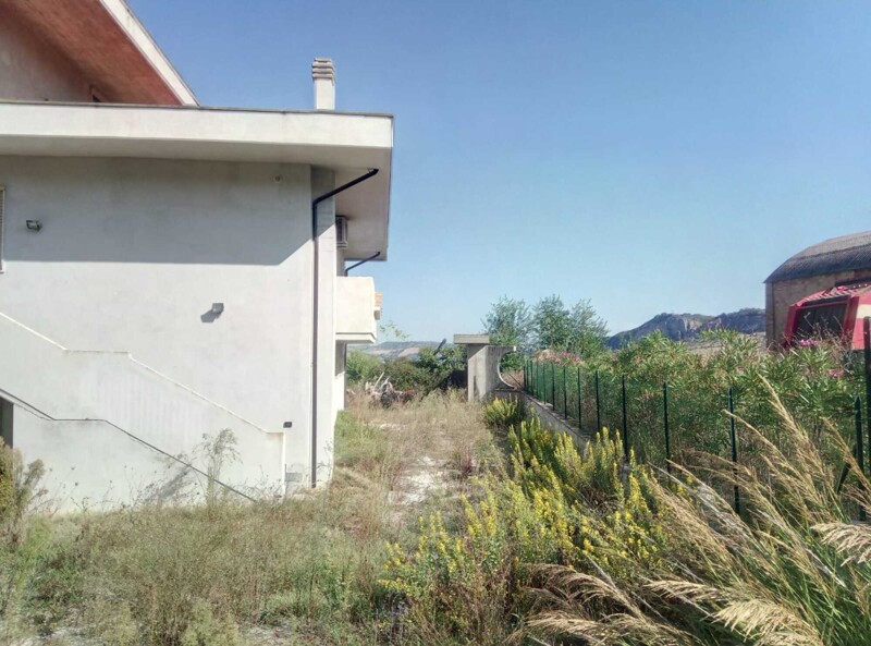 Immagine di STABILE, C.DA COLI MAMPIOPPO, SCAFA, PE