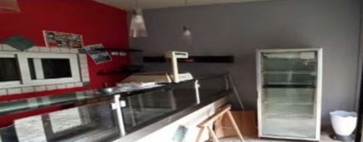 Immagine di NEGOZIO O LOCALE COMMERCIALE VIA COSTA BATOCCHI 10 – MARINO