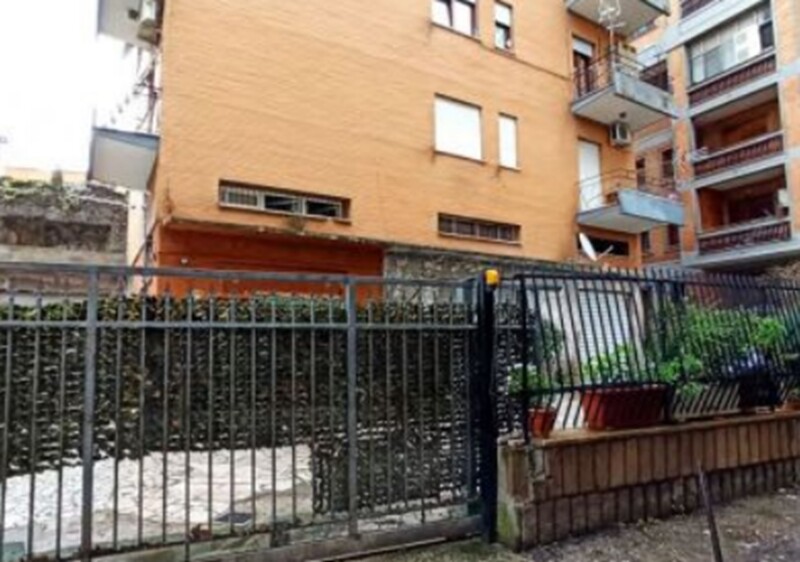 Immagine di DEPOSITO VIA COSTA BATOCCHI – MARINO (RM)