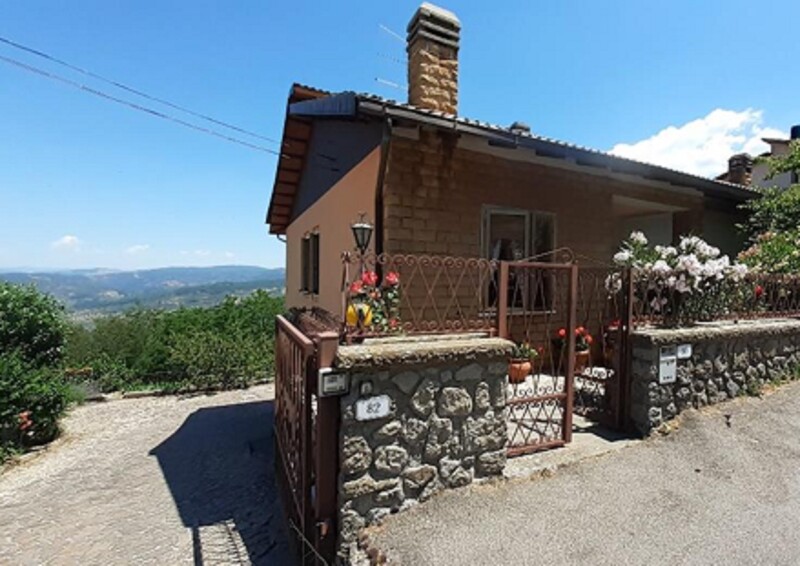 Immagine di VILLA/UFFICIO VIA NUOVA 80, ARCIDOSSO (GR)