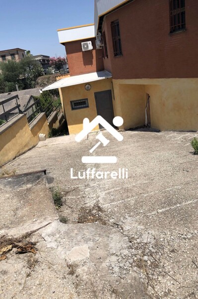 CAPANNONE VIA DEGLI ARTIGIANI - MONTE COMPATRI (RM) — foto 2