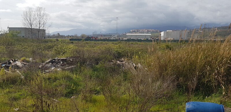 Immagine di NEGOZIO O LOCALE COMMERCIALE VIA PARCHI AUSENTE – MINTURNO
