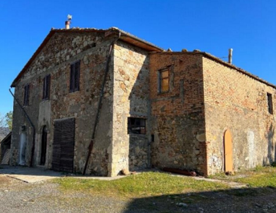 Immagine di STRUTTURE AGRICOLE LOC. CINTOIA – ROCCASTRADA