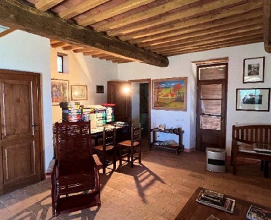 Immagine di STRUTTURE AGRICOLE LOC. CINTOIA – ROCCASTRADA