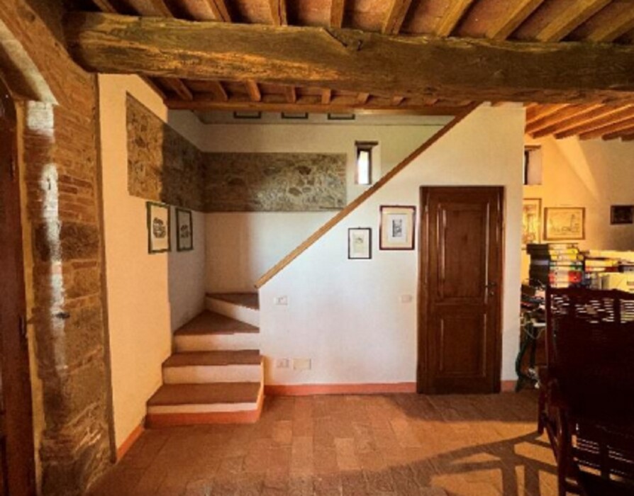 Immagine di STRUTTURE AGRICOLE LOC. CINTOIA – ROCCASTRADA