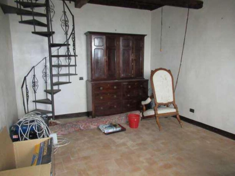 Immagine di CASTELLO PIAZZA NAZIONALE – PALOMBARA SABINA (RM)