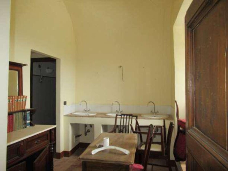 Immagine di CASTELLO PIAZZA NAZIONALE – PALOMBARA SABINA (RM)