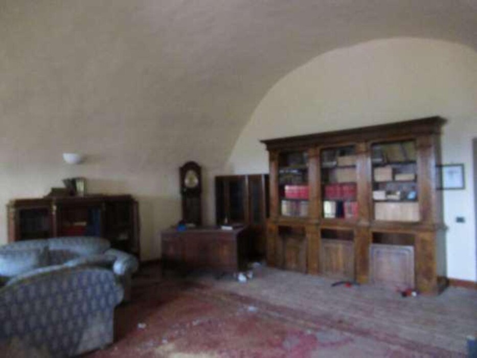 Immagine di CASTELLO PIAZZA NAZIONALE – PALOMBARA SABINA (RM)