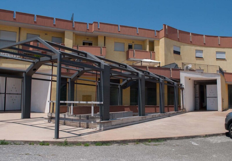 Immagine di NEGOZIO VIA CAPOCROE SONNINO LT