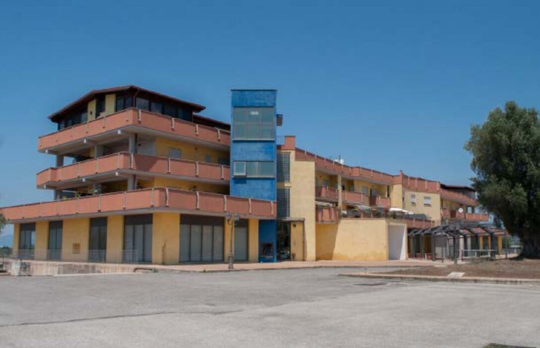 Immagine di NEGOZIO VIA CAPOCROE SONNINO LT