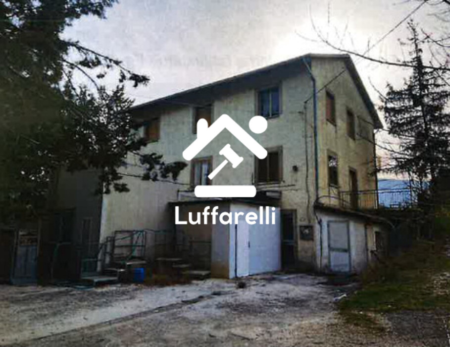 Immagine di STRUTTURE AGRICOLE LOCALITÀ PONTE PARRANO – NOCERA UMBRA