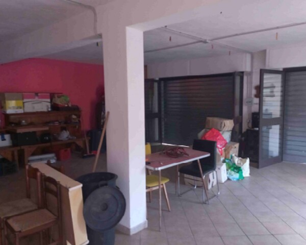DEPOSITO / MAGAZZINO VIA SS.TRINITÀ - VALLEPIETRA — foto 3