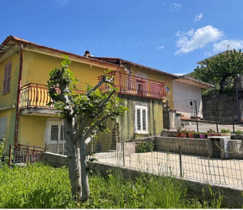 Immagine di ABITAZIONE VIA STRINO 81, FIUGGI (FR)