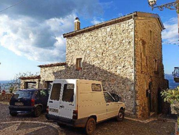 APPARTAMENTO VIA FORNO VECCHIO - FALVATERRA — foto 2