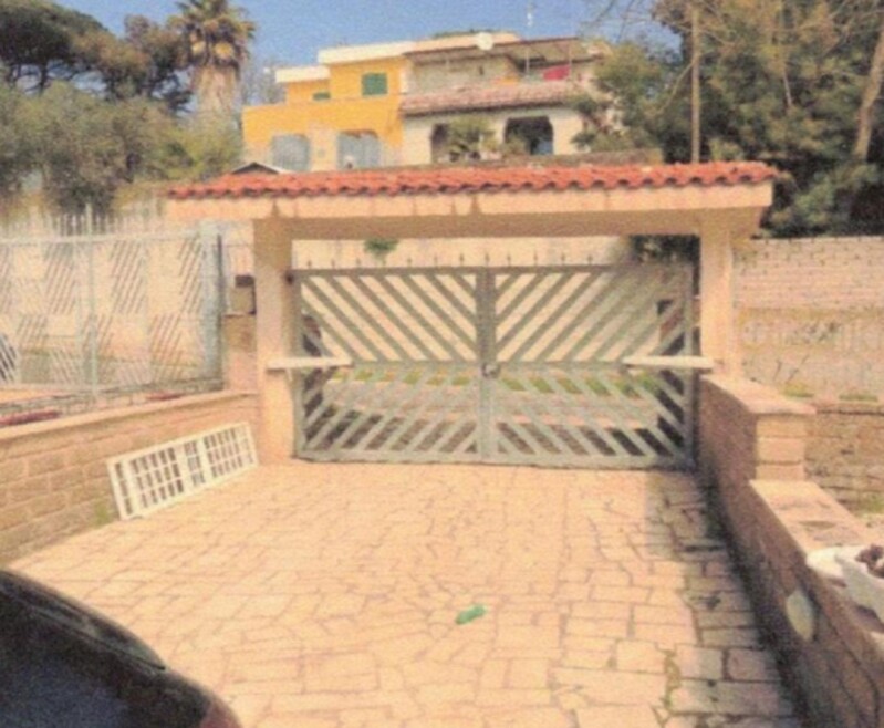 Immagine di VILLINO VIA DELLA PINETA – NETTUNO (RM)