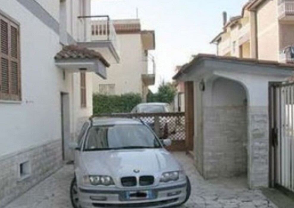 Immagine di APPARTAMENTO VIA MONTEVAGO – ROMA