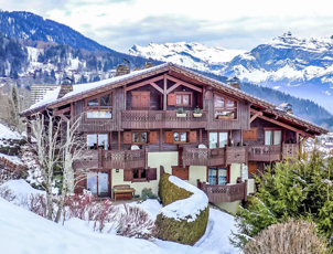 Residence Winter Setting