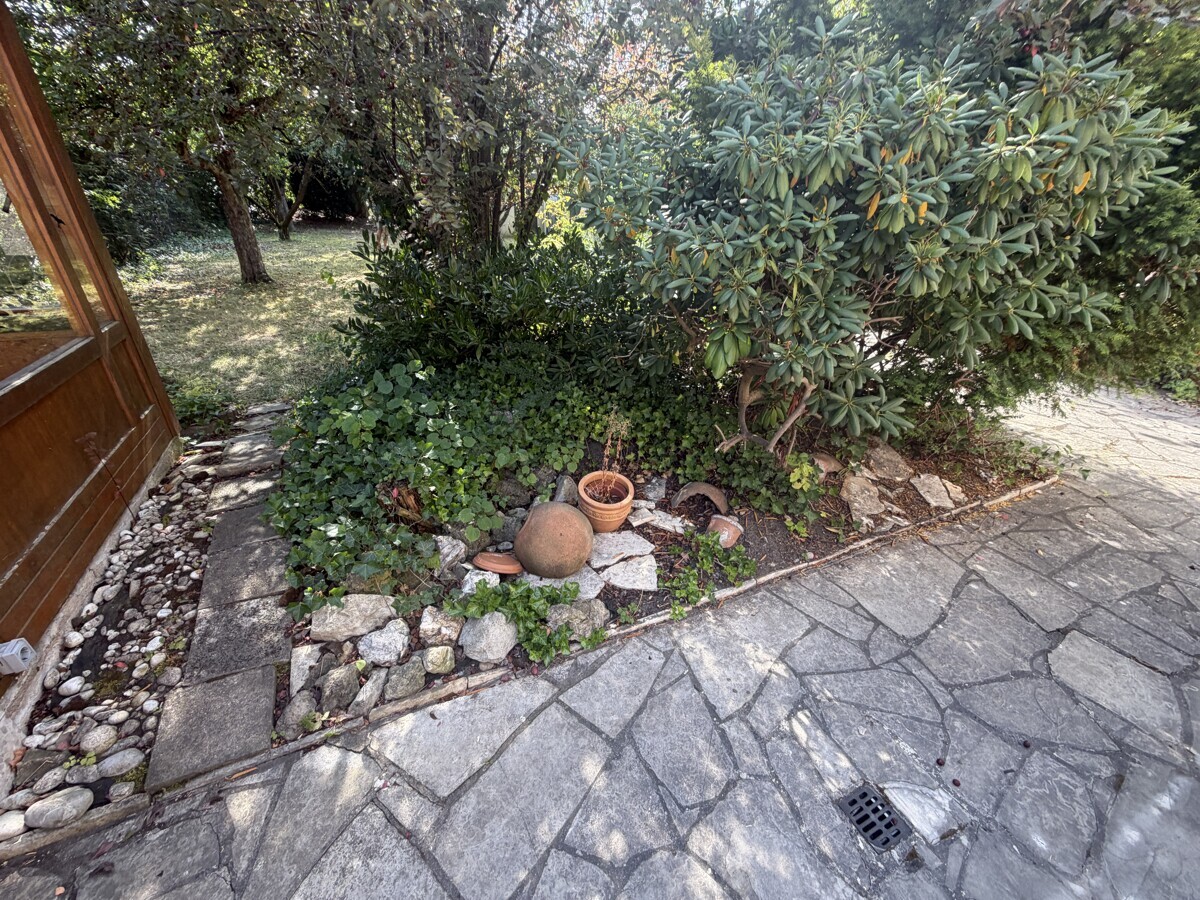 liebevoll angelegter Garten