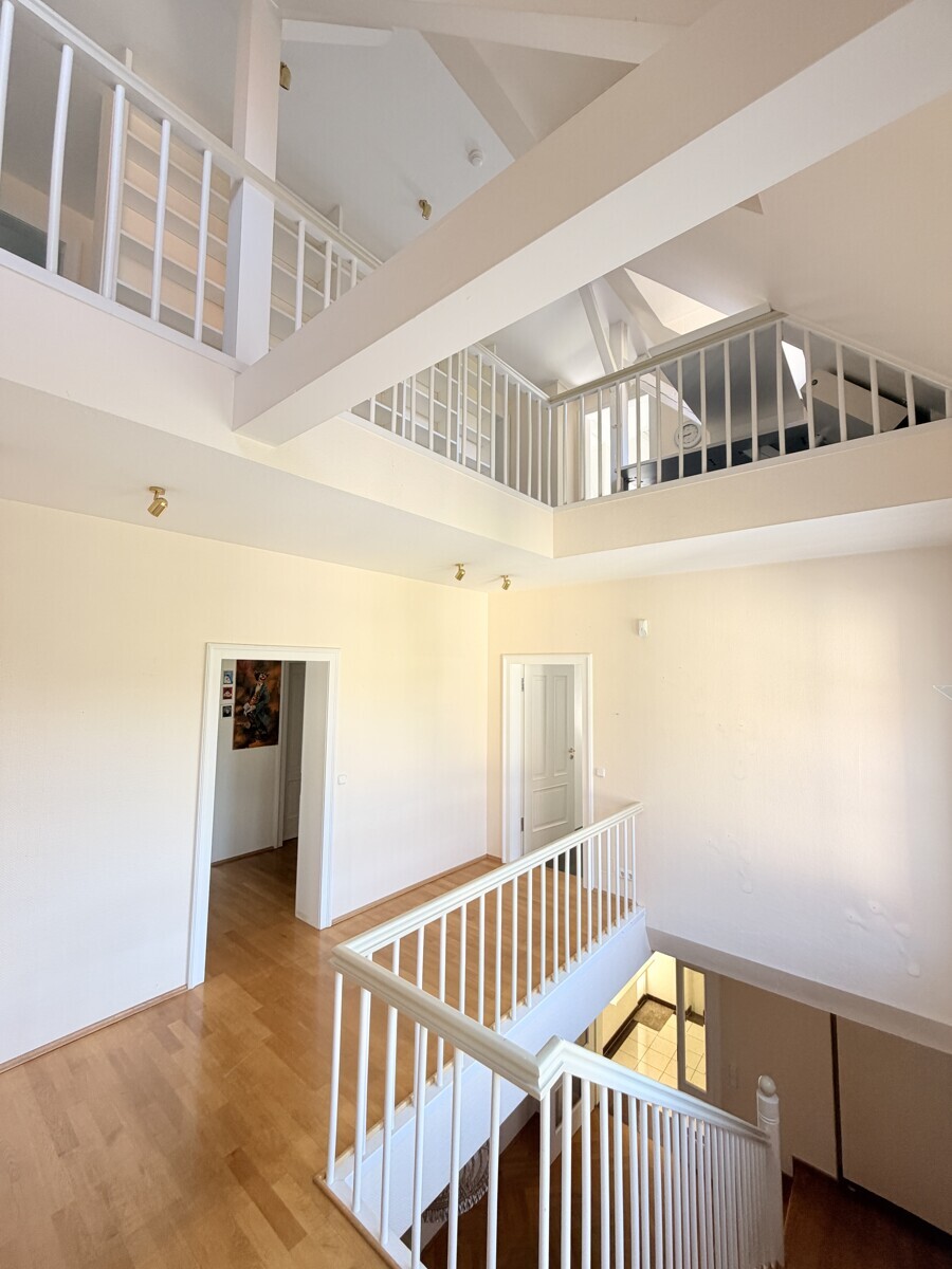 Treppenraum/Galerie