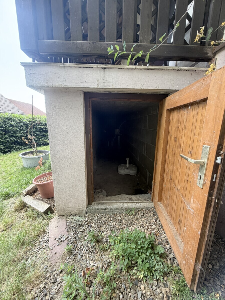 weiterer Stauraum unterhalb der Terrasse