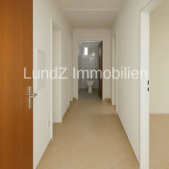3-Zimmer-Küche-Diele-Bad mit Einbauküche, ideal für junge, sportliche Leute. - Photo 5