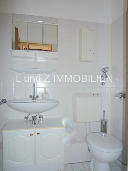 ** Helle 2 Zimmer-Maisonette ** Nur an Berufstätige zu vermieten ! - Foto 2