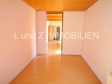 Erdgeschosswohnung mit drei Zimmern - Photo 2