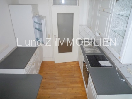 Zentrale 2-Zimmer-Wohnung mit Einbauküche in Aachen-Stadt, ideal für eine Wohngemeinschaft geeignet. - Foto 1