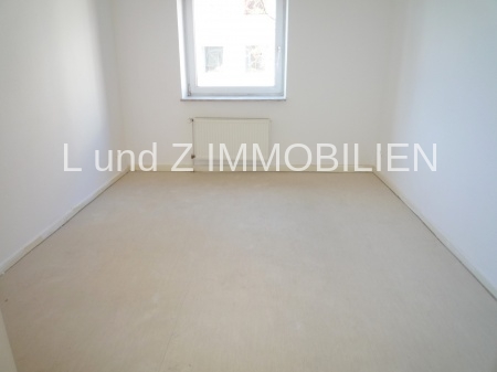 WG geeignete Helle RENOVIERTE 3-Zimmer-Wohnung mit Balkon und Gartennutzung - Foto 1