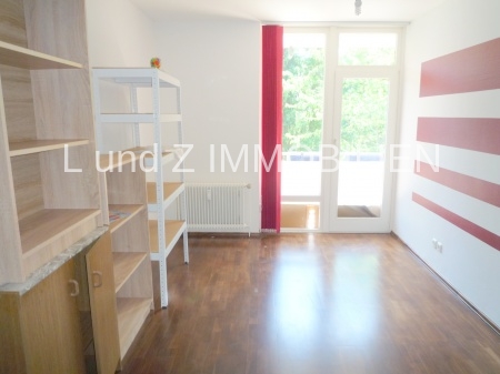 *** helle 3-4 Zimmer Wohnung mit großem Balkon ** - Foto 1