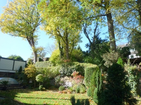 TOP Haus in Haus Wohnung ca 150 qm mit separatem Eingang und Dach-Terrasse - Photo 2