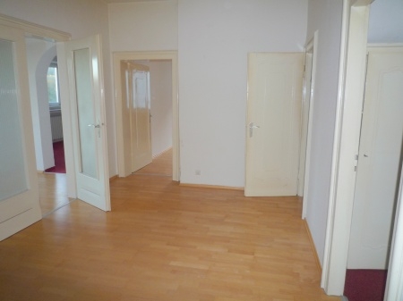 TOP Haus in Haus Wohnung ca 150 qm mit separatem Eingang und Dach-Terrasse - Photo 4